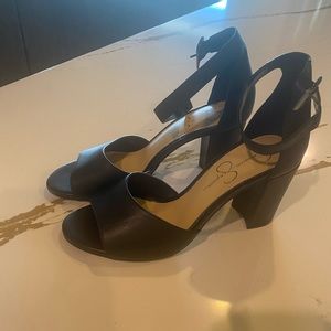 Jessica Simpson Black 6.5 Block Heel Shoe